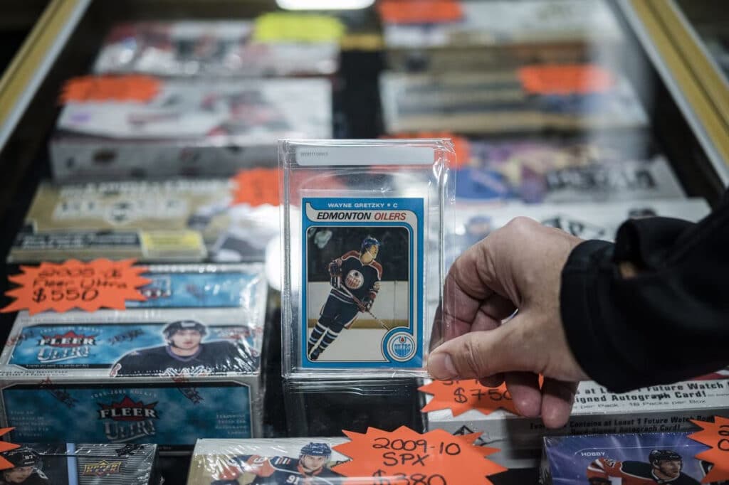 Wayne Gretzky sets another record as his rookie card sells for more than  $1-million at auction - The Globe and Mail